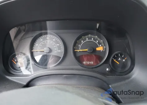 2015 Jeep Patriot Altitude Edition z USA, uszkodzony, nr VIN 1C4NJRBB1FD347635